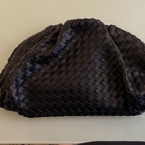 Sondra Roberts Elegant Black leather Woven Bag